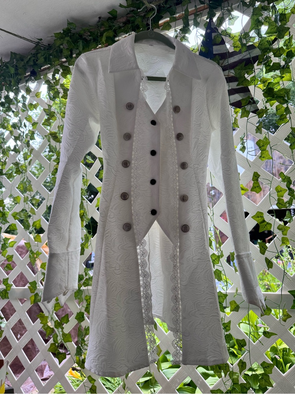 Elegant White Lace-Trim Medieval Gothic Victorian Tailcoat